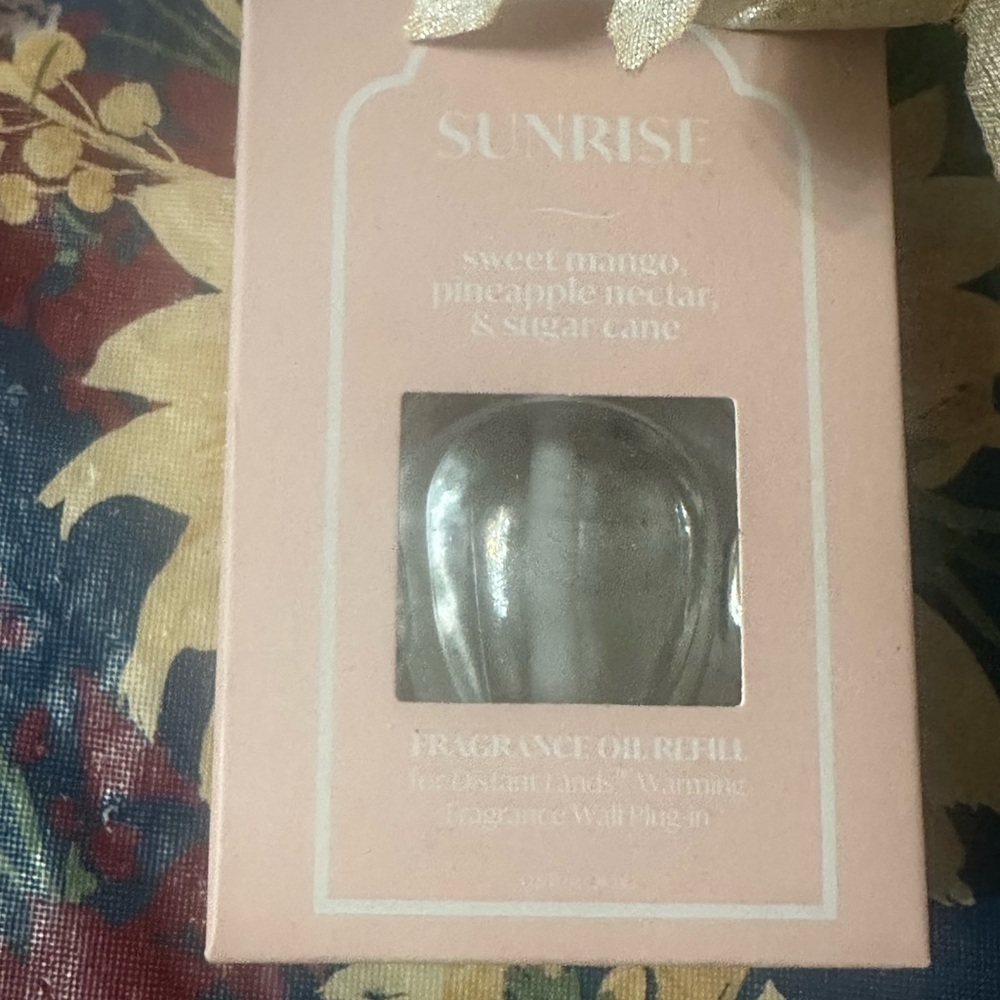 Reed diffuser by Sunrise - Picture 3 of 4